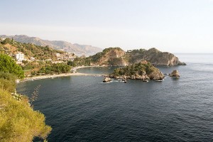A view of Isola Bella. Source: Wikipedia